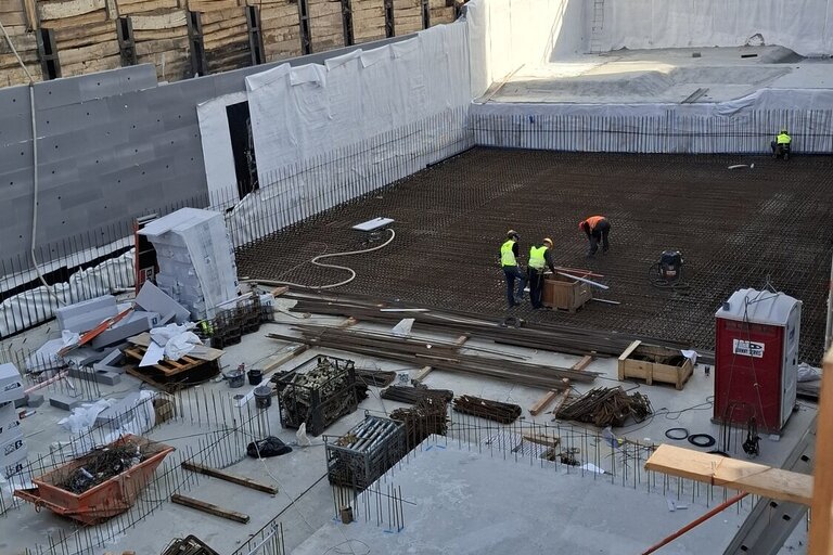 Stavba školy - kontrolní den 24. března